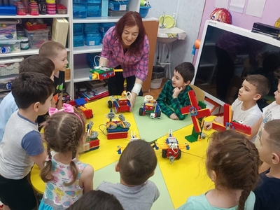 Процесс изготовления роботов